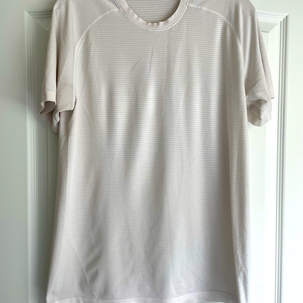 Lululemon workout shirt. Non smoking/ non pet household.